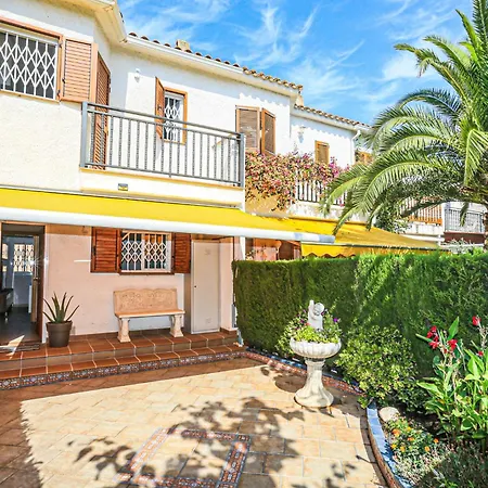 Holiday home Casa Alzina Only Families Cambrils