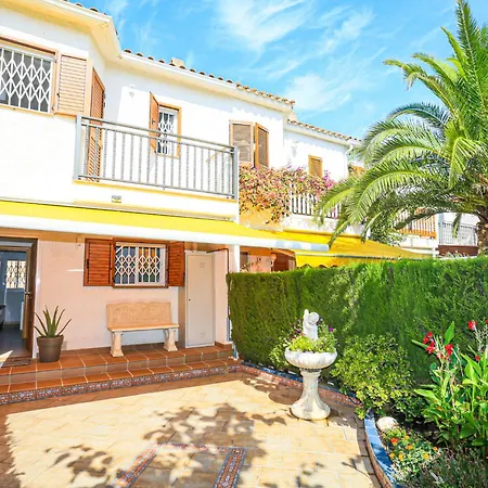 Casa Alzina Only Families Holiday home Cambrils
